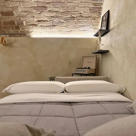 Romantic Retreat In Downtown Apartment Perugia